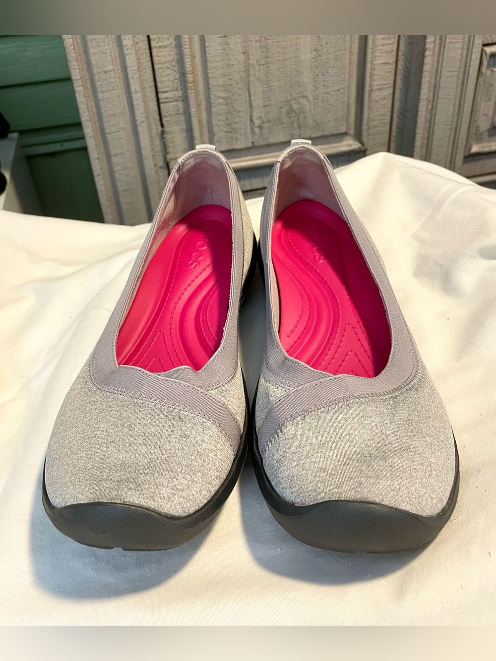 Crocs Stretch Busy Day Ballerina Slip~On Flat - Womens Sz 11 -Light Gray/Pink